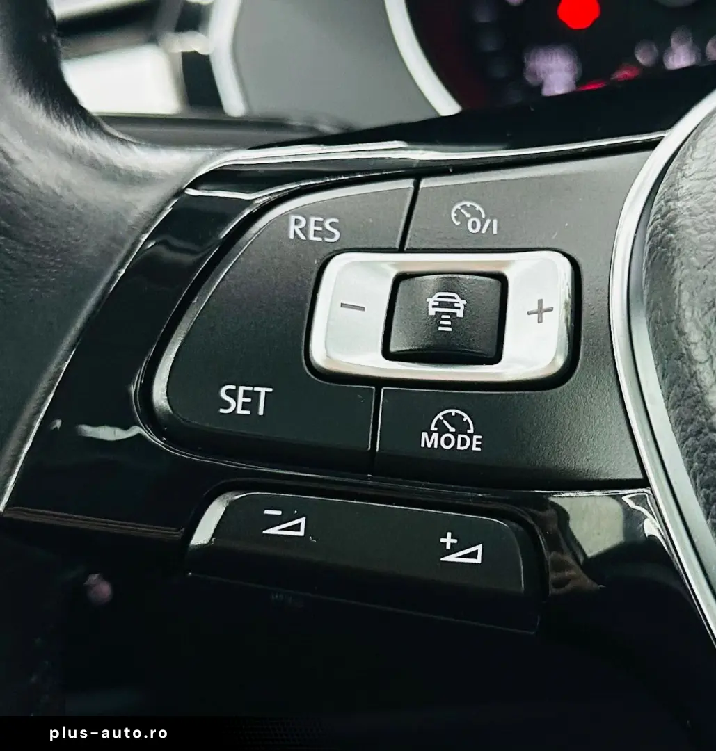 VOLKSWAGEN PASSAT 2015 2.0D E6 Garantie 12 Luni Rate Avans 0