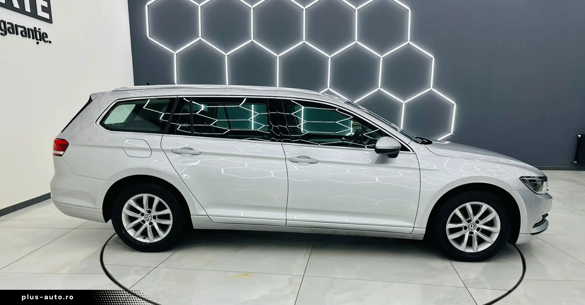 VOLKSWAGEN PASSAT 2015 2.0D E6 Garantie 12 Luni Rate Avans 0