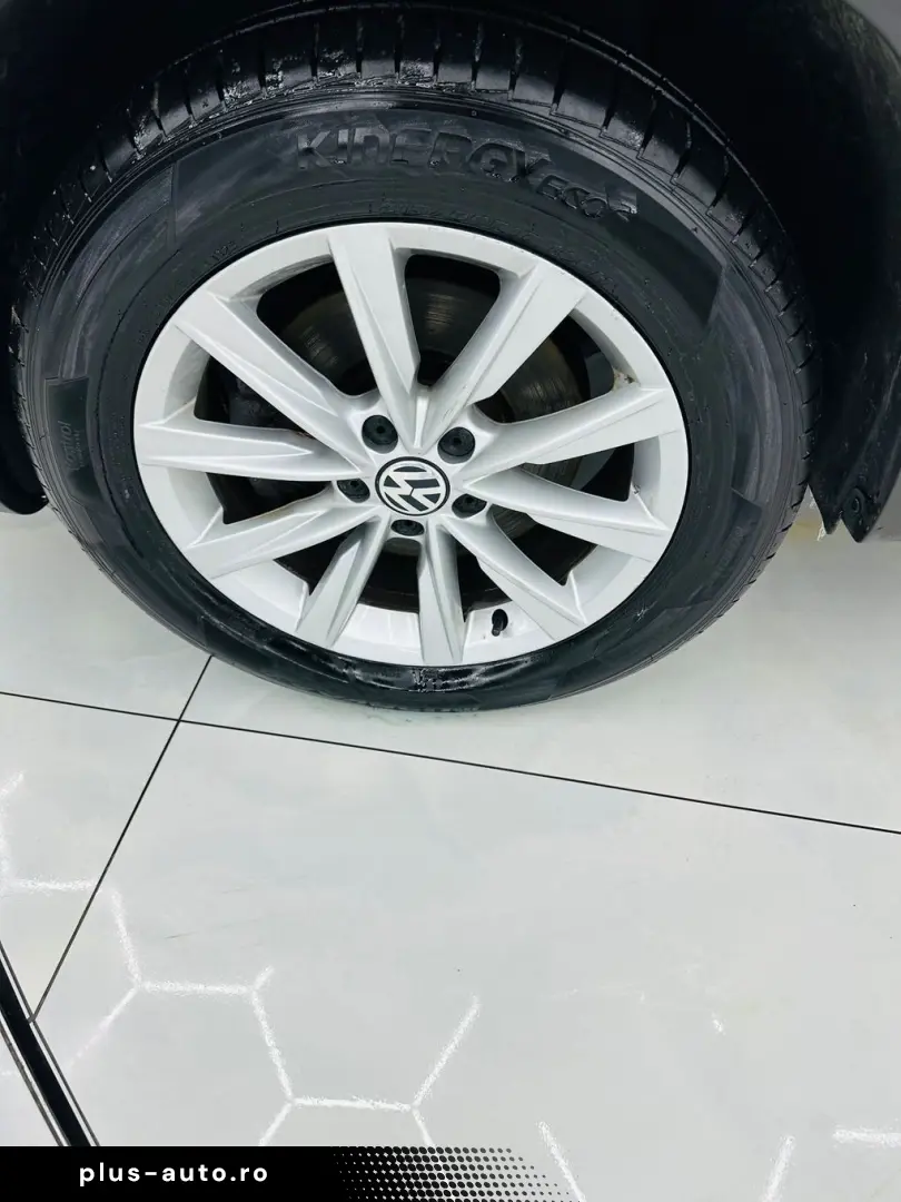 VOLKSWAGEN TIGUAN 2015 2.0D E5 Garantie 12 Luni Rate Avans 0