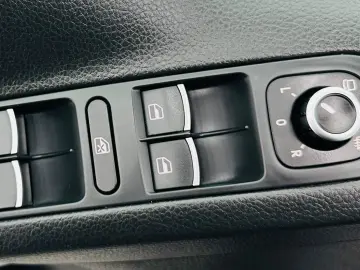 VOLKSWAGEN TIGUAN 2015 2.0D E5 Garantie 12 Luni Rate Avans 0