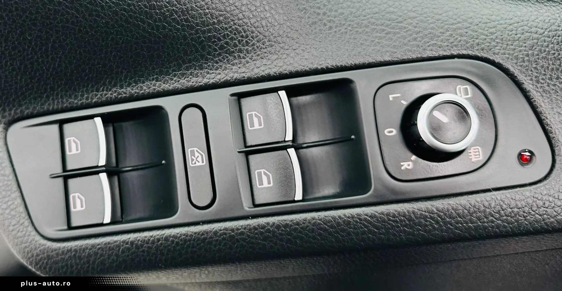 VOLKSWAGEN TIGUAN 2015 2.0D E5 Garantie 12 Luni Rate Avans 0