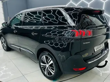 PEUGEOT 3008 2022 1.2i E6 Garantie 12 Luni Rate Avans 0  Doa