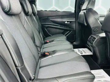 PEUGEOT 3008 2022 1.2i E6 Garantie 12 Luni Rate Avans 0  Doa