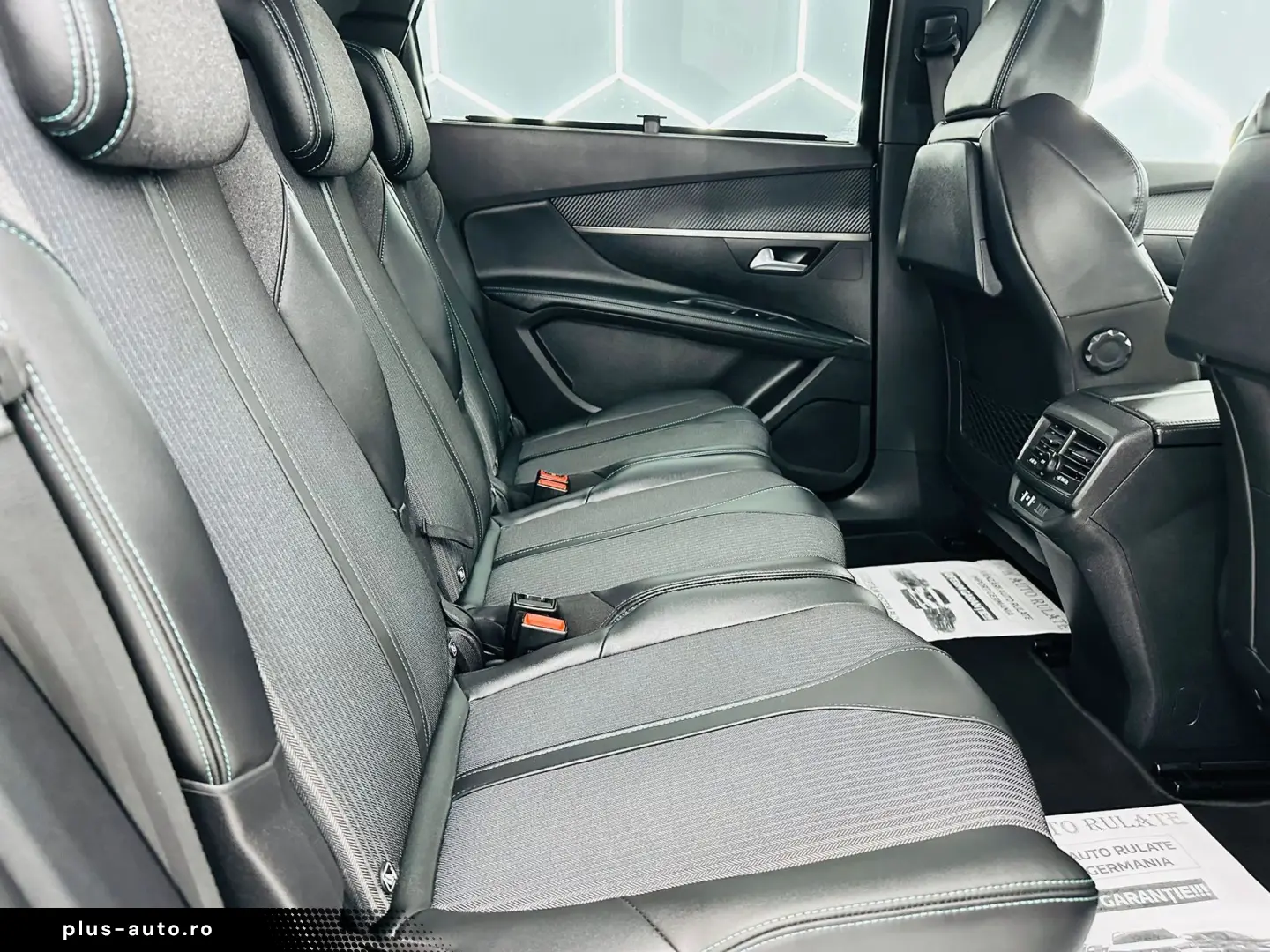 PEUGEOT 3008 2022 1.2i E6 Garantie 12 Luni Rate Avans 0  Doa