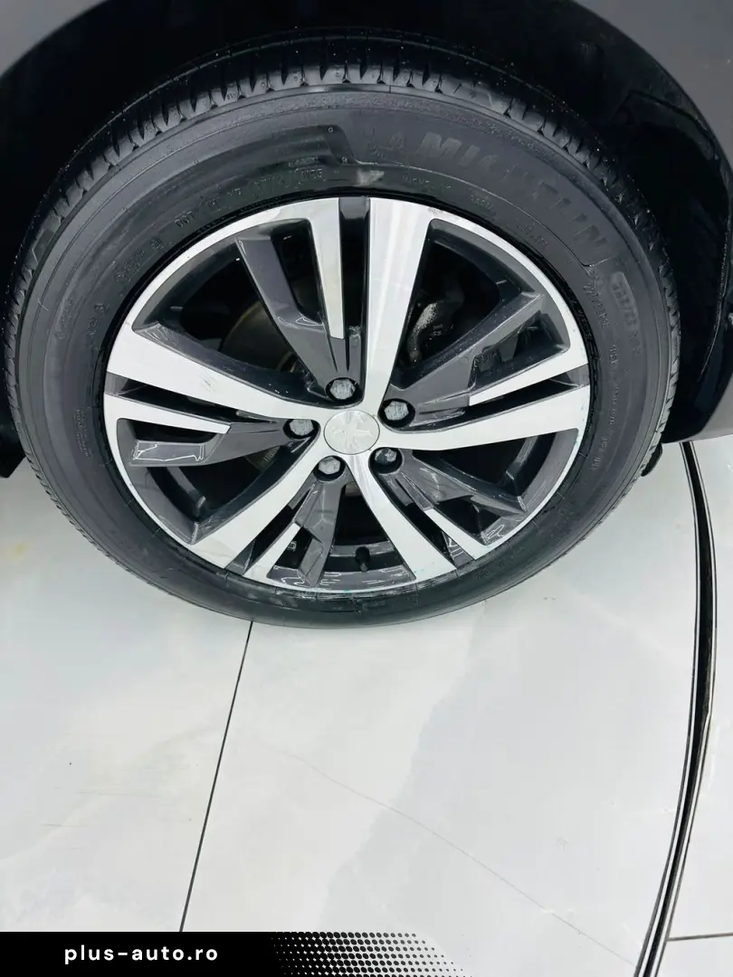 PEUGEOT 3008 2022 1.2i E6 Garantie 12 Luni Rate Avans 0  Doa