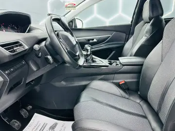 PEUGEOT 3008 2022 1.2i E6 Garantie 12 Luni Rate Avans 0  Doa