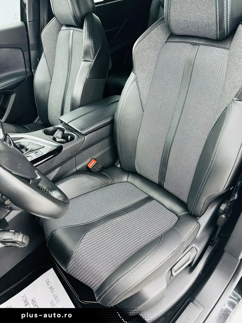 PEUGEOT 3008 2022 1.2i E6 Garantie 12 Luni Rate Avans 0  Doa