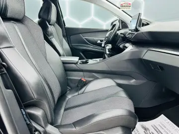 PEUGEOT 3008 2022 1.2i E6 Garantie 12 Luni Rate Avans 0  Doa