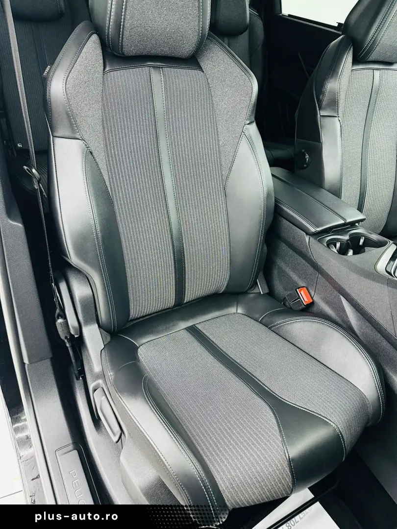 PEUGEOT 3008 2022 1.2i E6 Garantie 12 Luni Rate Avans 0  Doa