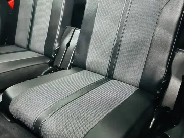 PEUGEOT 3008 2022 1.2i E6 Garantie 12 Luni Rate Avans 0  Doa