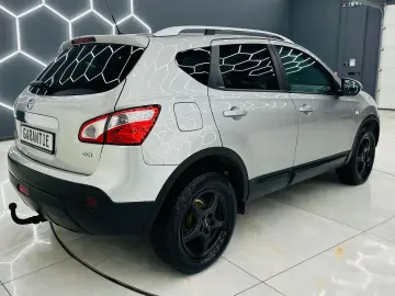 NISSAN Qashqai 2011 2.0D E5 4x4 Garantie 12 Luni Rate AVans