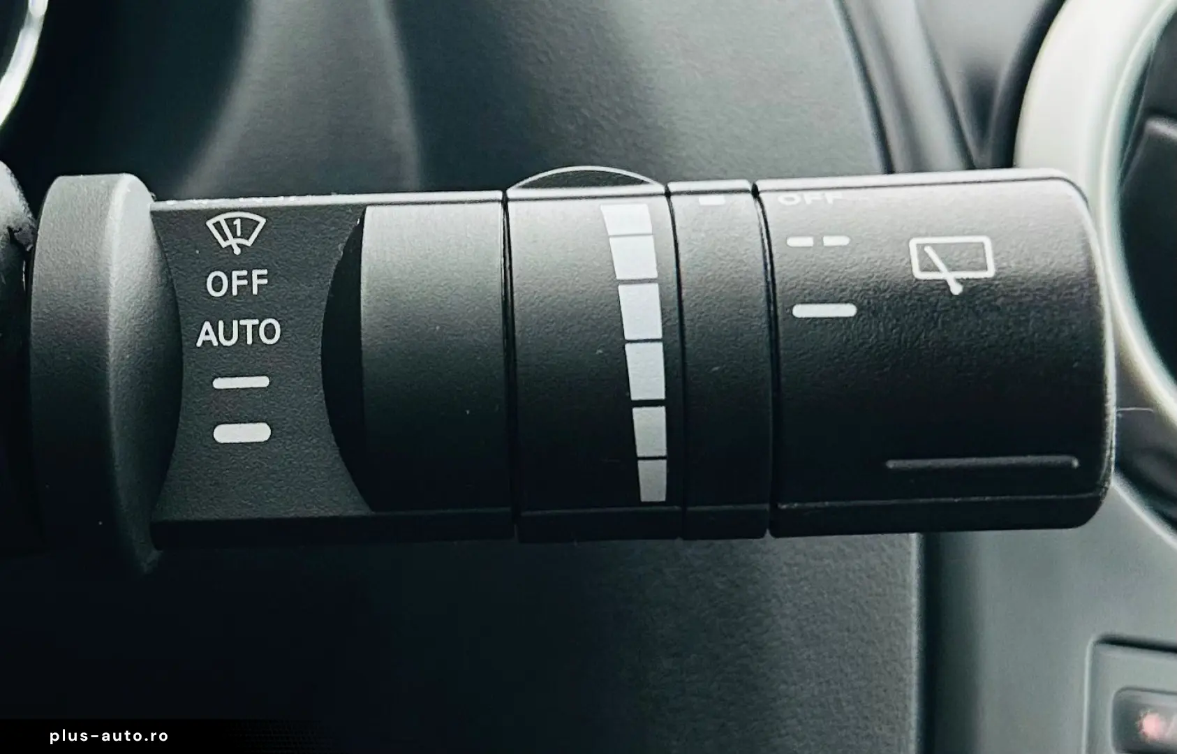 NISSAN Qashqai 2011 2.0D E5 4x4 Garantie 12 Luni Rate AVans