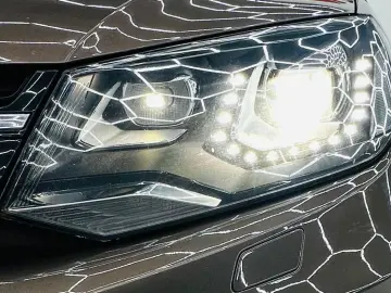 VOLKSWAGEN TOUAREG 2012 3.0D 4x4 E5 Garantie 12 Luni Rate AV