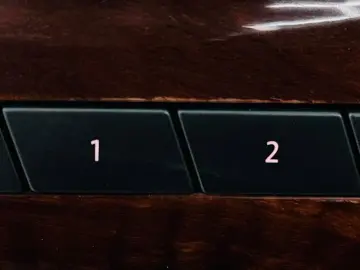 VOLKSWAGEN TOUAREG 2012 3.0D 4x4 E5 Garantie 12 Luni Rate AV