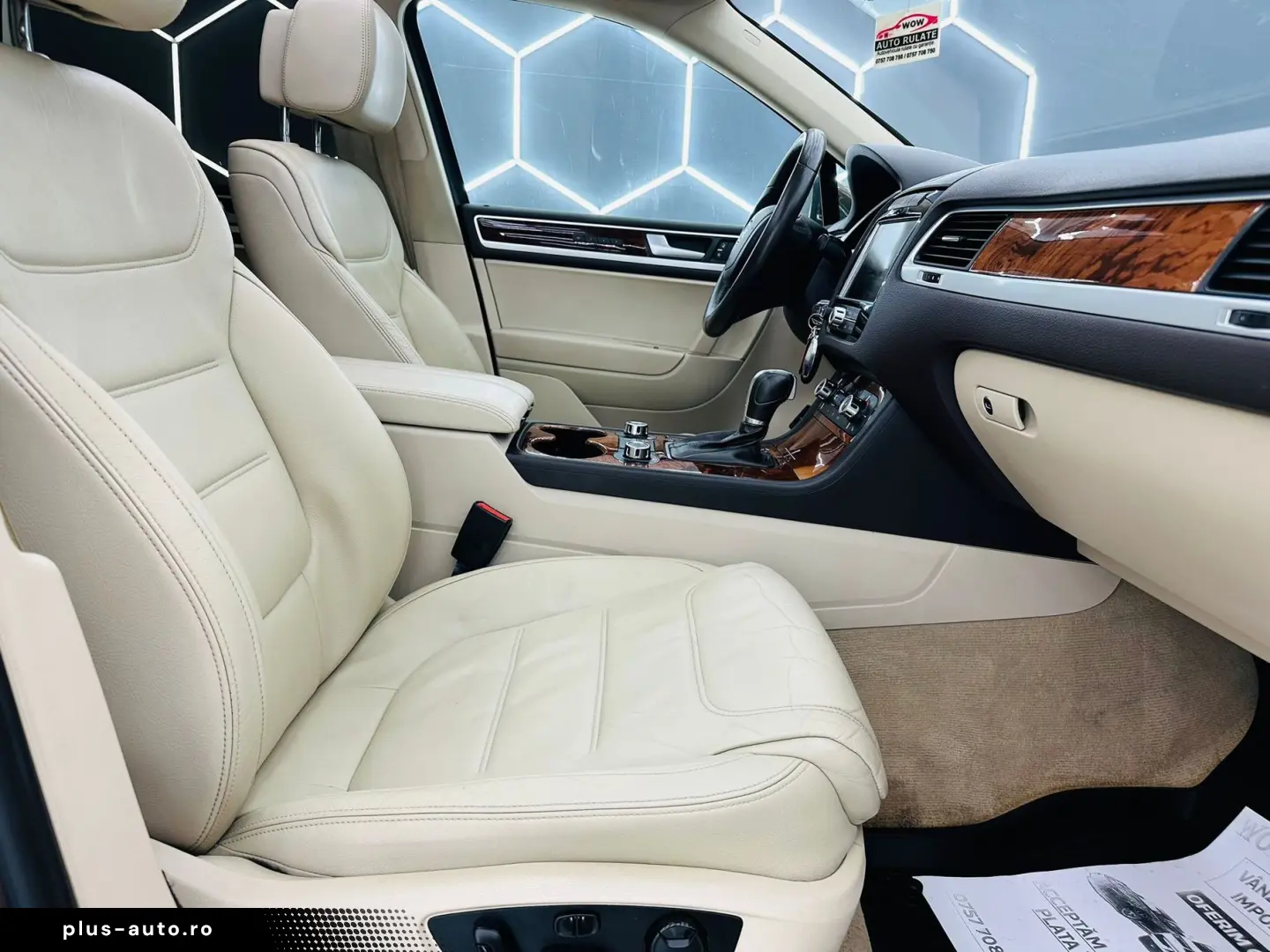 VOLKSWAGEN TOUAREG 2012 3.0D 4x4 E5 Garantie 12 Luni Rate AV