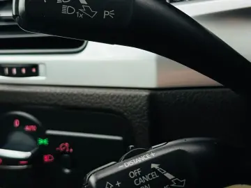 VOLKSWAGEN TOUAREG 2012 3.0D 4x4 E5 Garantie 12 Luni Rate AV