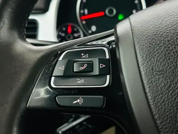 VOLKSWAGEN TOUAREG 2012 3.0D 4x4 E5 Garantie 12 Luni Rate AV