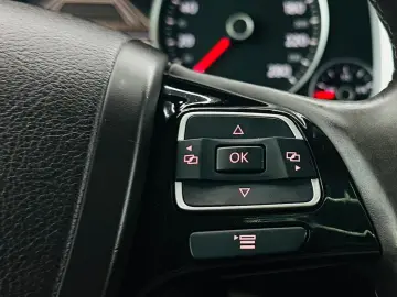 VOLKSWAGEN TOUAREG 2012 3.0D 4x4 E5 Garantie 12 Luni Rate AV