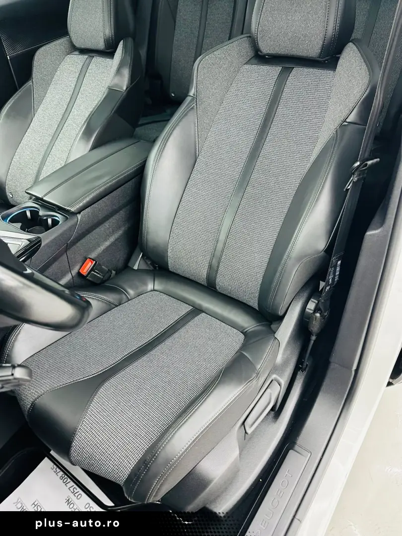 PEUGEOT 3008 2018 1.2i E6  Garantie 12 Luni Rate AVans 0 Dao