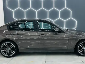 BMW Seria-3 2014 2.0D E5 Garantie 12 Luni Rate Avans 0 Doar