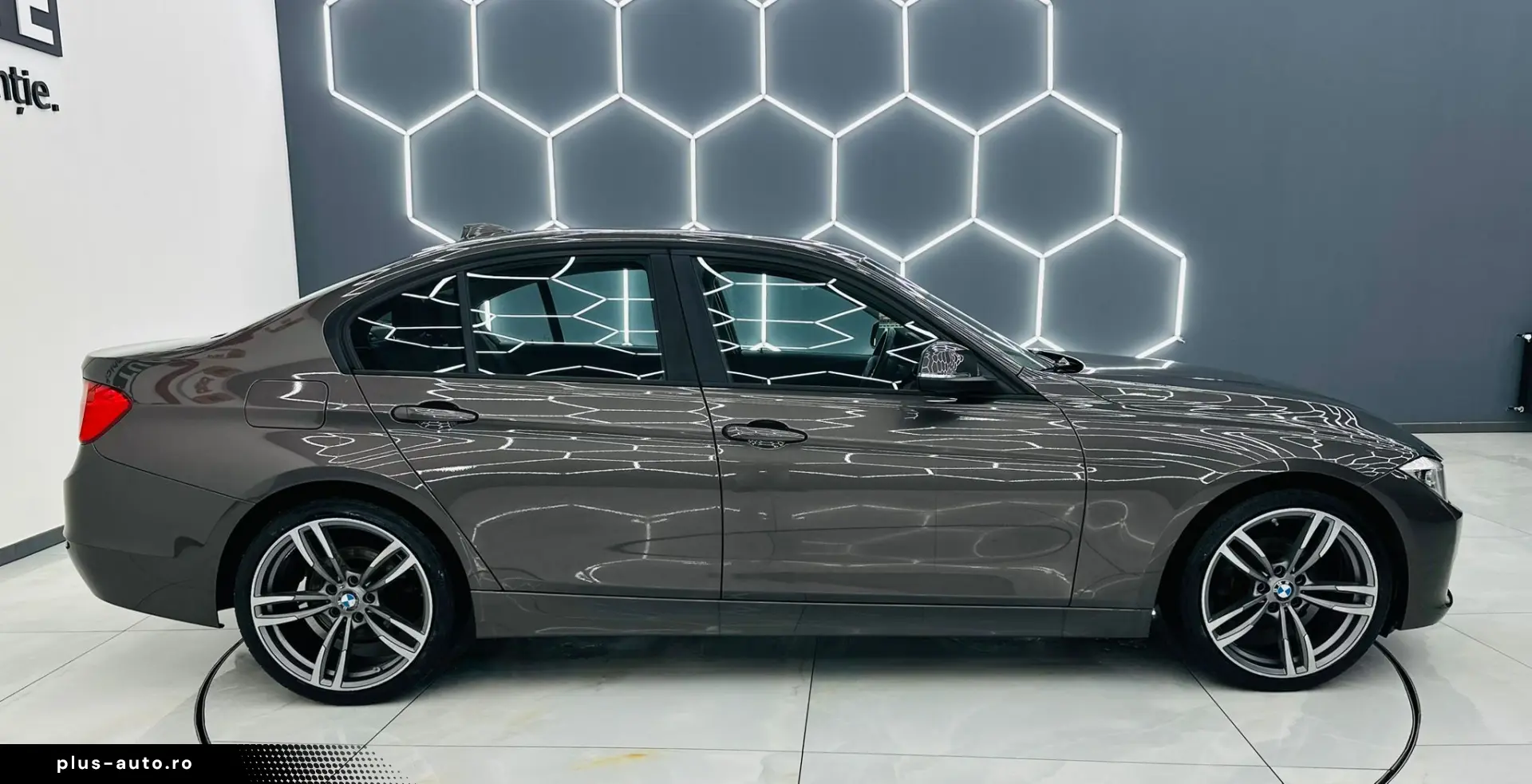 BMW Seria-3 2014 2.0D E5 Garantie 12 Luni Rate Avans 0 Doar