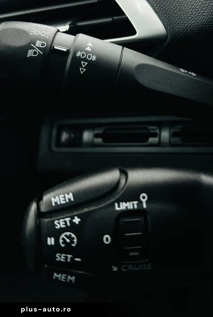 PEUGEOT 3008 2017 1.2i E6 Garantie 12 Luni Rate Avans 0 Doar