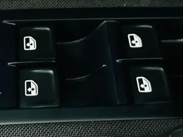 VOLKSWAGEN GOLF 2017 1.2i E6 Garantie 12 Luni Rate Avans 0 D