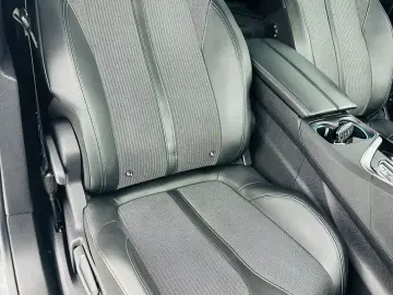 PEUGEOT 3008 2021 1.6i HYBRID E6 Garantie 12 Luni Rate Avans