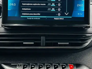 PEUGEOT 3008 2021 1.6i HYBRID E6 Garantie 12 Luni Rate Avans