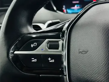 PEUGEOT 3008 2021 1.6i HYBRID E6 Garantie 12 Luni Rate Avans