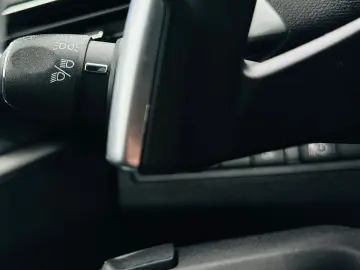 PEUGEOT 3008 2021 1.6i HYBRID E6 Garantie 12 Luni Rate Avans