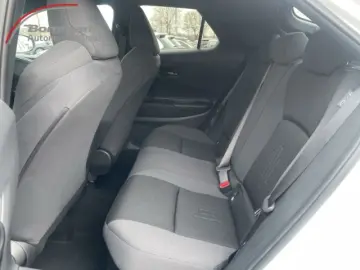 TOYOTA C-HR Team D 1.8 Hybrid Apple CarPlay - Rückfahrk