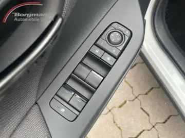 TOYOTA C-HR Team D 1.8 Hybrid Apple CarPlay - Rückfahrk