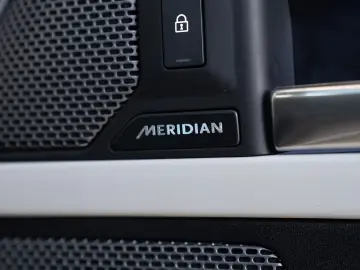 LAND ROVER 110 X-DYN SE 3.0 250 AWD