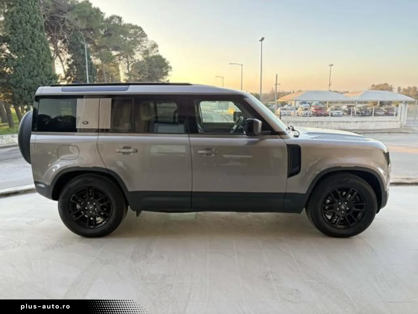 LAND ROVER LAND ROVER Defender 110 3.0D I6 200 CV AWD Auto