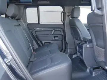 LAND ROVER Defender 110 X-Dynamic SE HeadUpPano