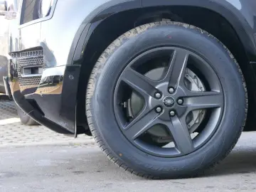 LAND ROVER Defender 110 X-Dynamic SE HeadUpPano