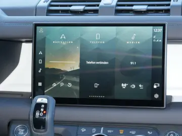 LAND ROVER Defender 110 X-Dynamic SE HeadUpPano