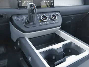 LAND ROVER Defender 110 X-Dynamic SE HeadUpPano