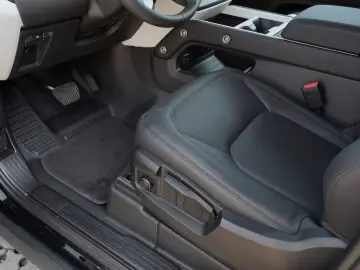 LAND ROVER Defender 90 D200 AWD S  Panorama Head up Display