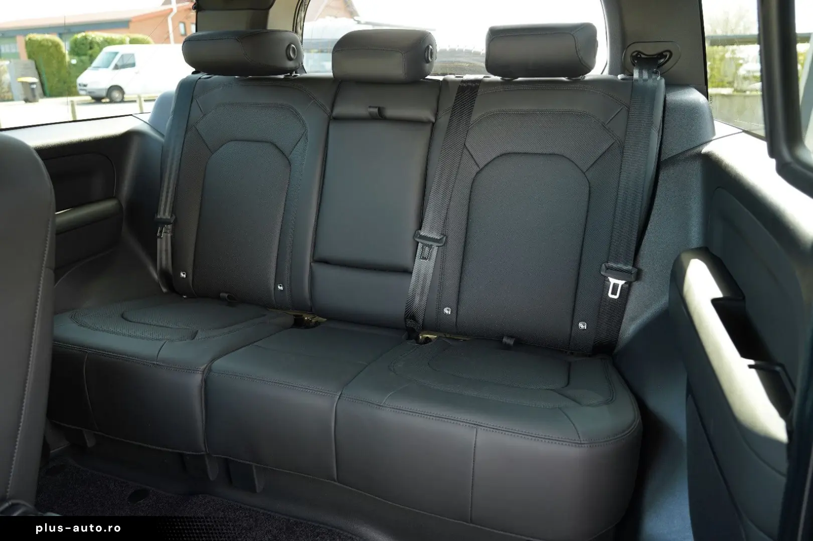 LAND ROVER Defender 90 D200 AWD S  Panorama Head up Display