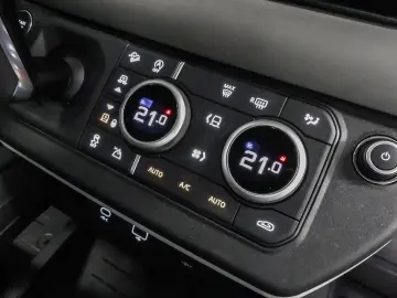 LAND ROVER Defender 110 X-Dynamic SE D200 Mild-Hybrid EU6d