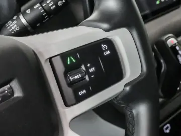 LAND ROVER Defender 110 X-Dynamic SE D200 Mild-Hybrid EU6d