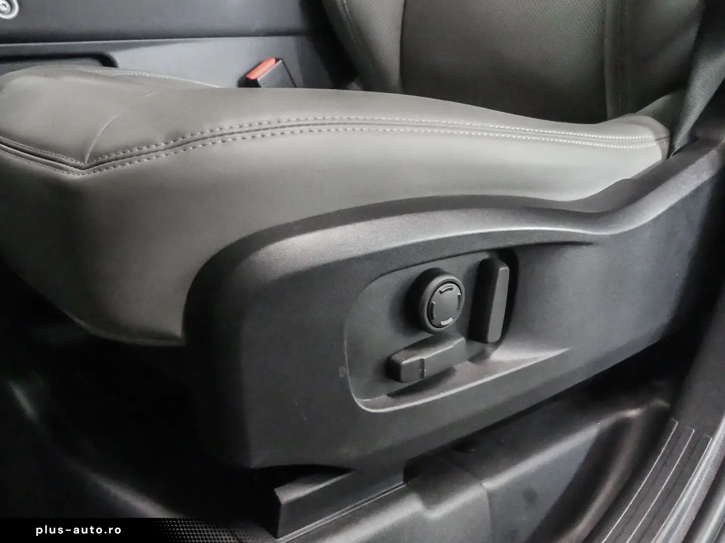 LAND ROVER Defender 110 X-Dynamic SE D200 Mild-Hybrid EU6d