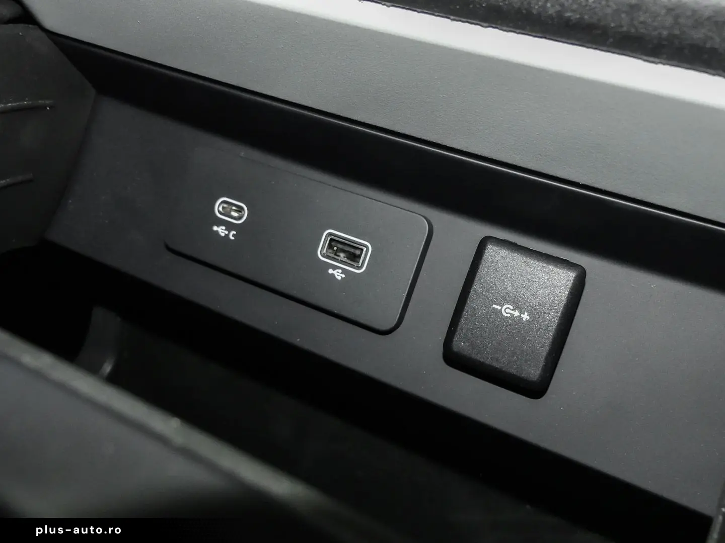 LAND ROVER Defender 110 X-Dynamic SE D200 Mild-Hybrid EU6d