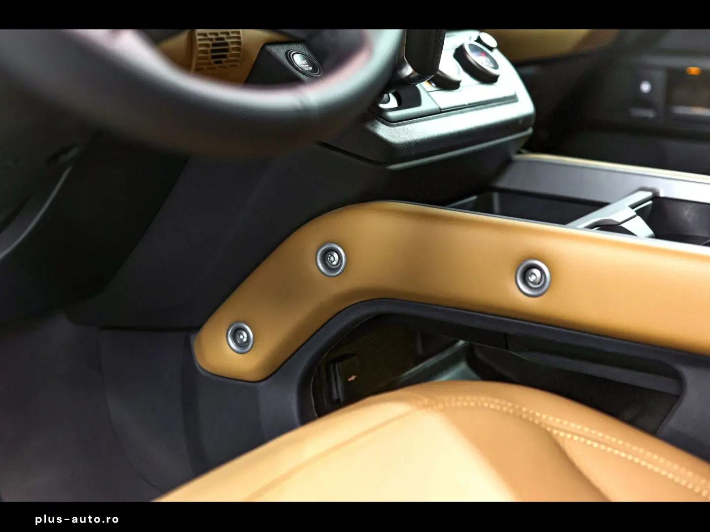 LAND ROVER Defender 110 P425 X AWD XPEL MAT BLACK PACK AHK