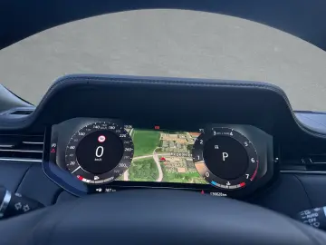 LAND ROVER Range Rover SWB 4.4 Benzin P530 SV