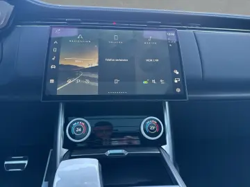 LAND ROVER Range Rover SWB 4.4 Benzin P530 SV