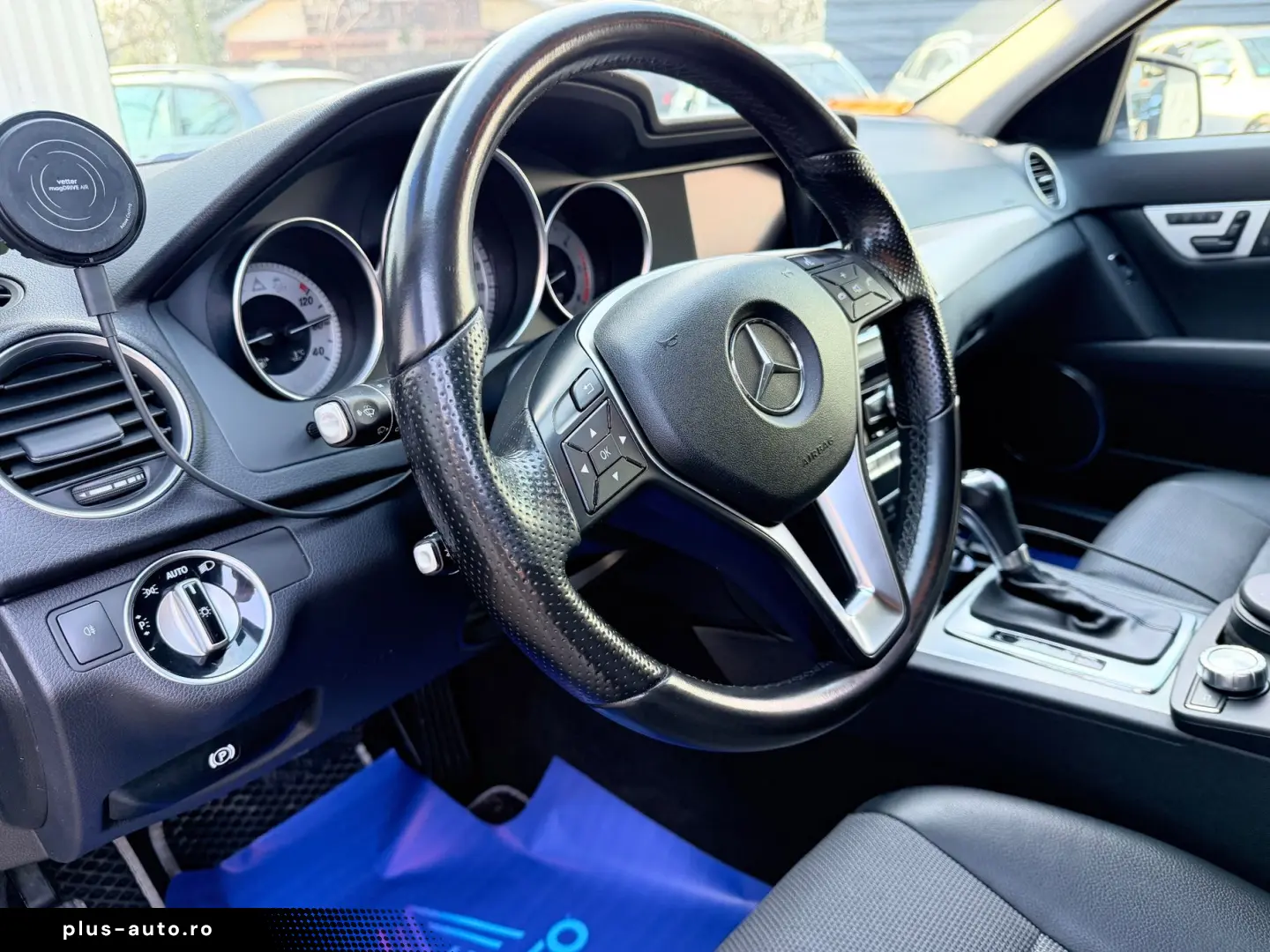 Mercedes-Benz C Gen-W204-2007-2015