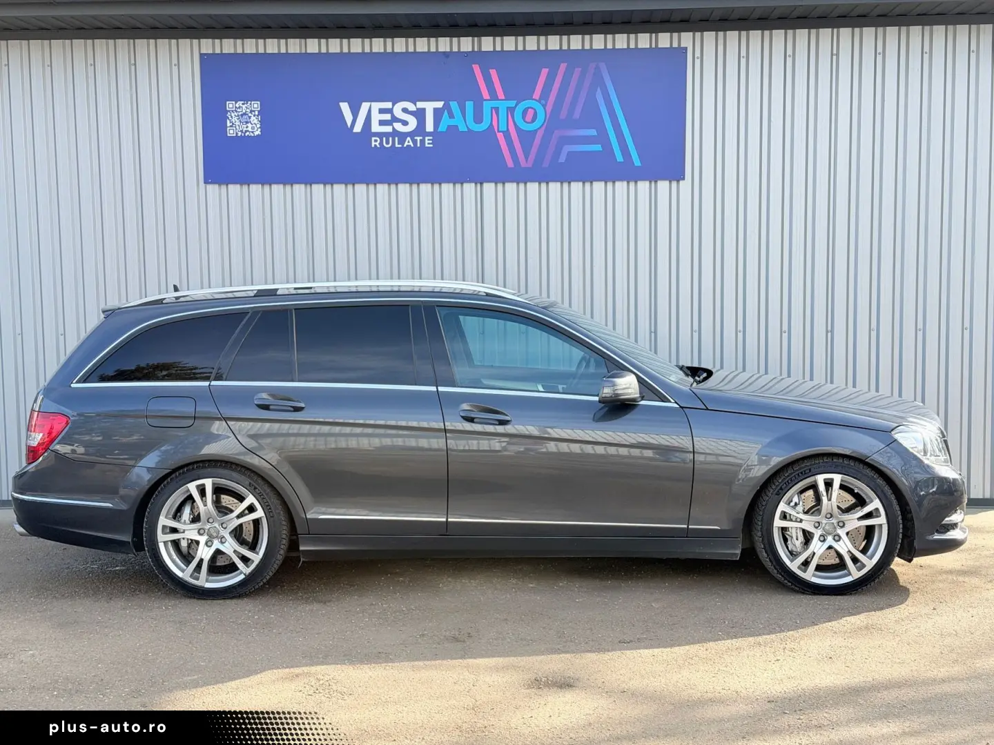 Mercedes-Benz C Gen-W204-2007-2015